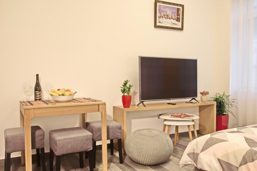 Apartmani Sterija Novi Sad Esterno foto