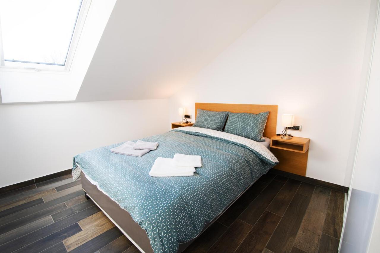 Apartmani Sterija Novi Sad Esterno foto